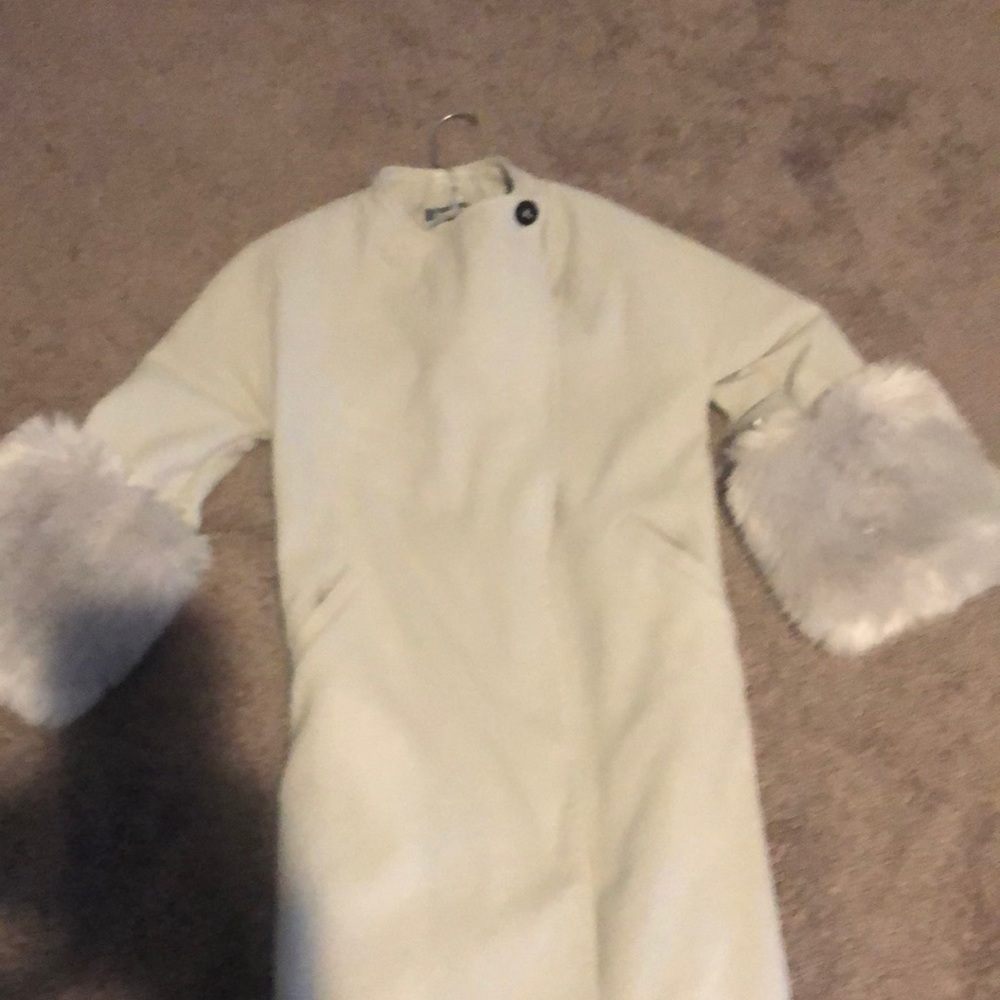 Lady’s Fashion Mia overcoat